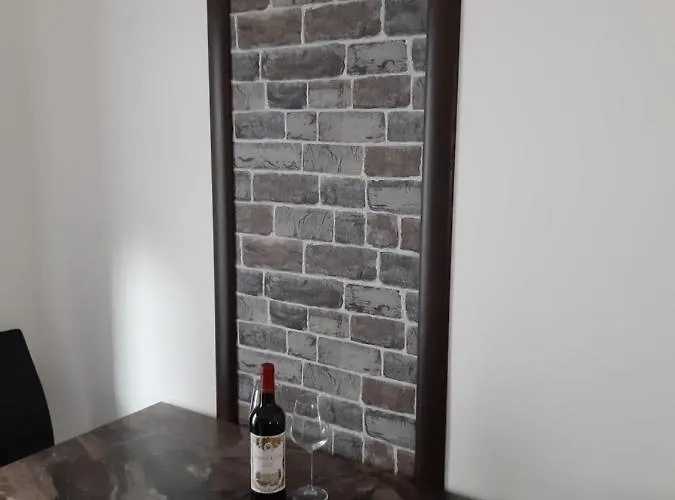 Anzujska Carolija 아파트