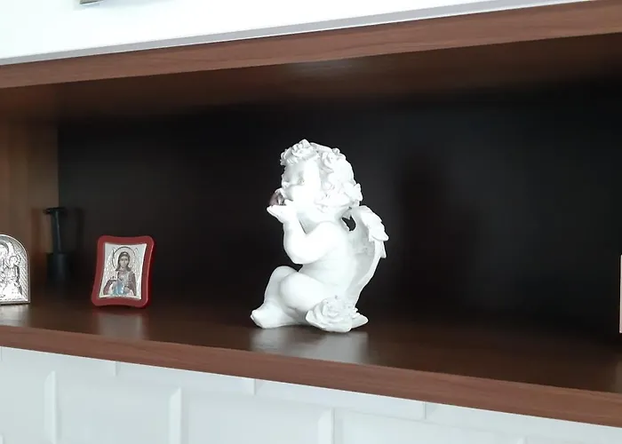 아파트 Anzujska Carolija